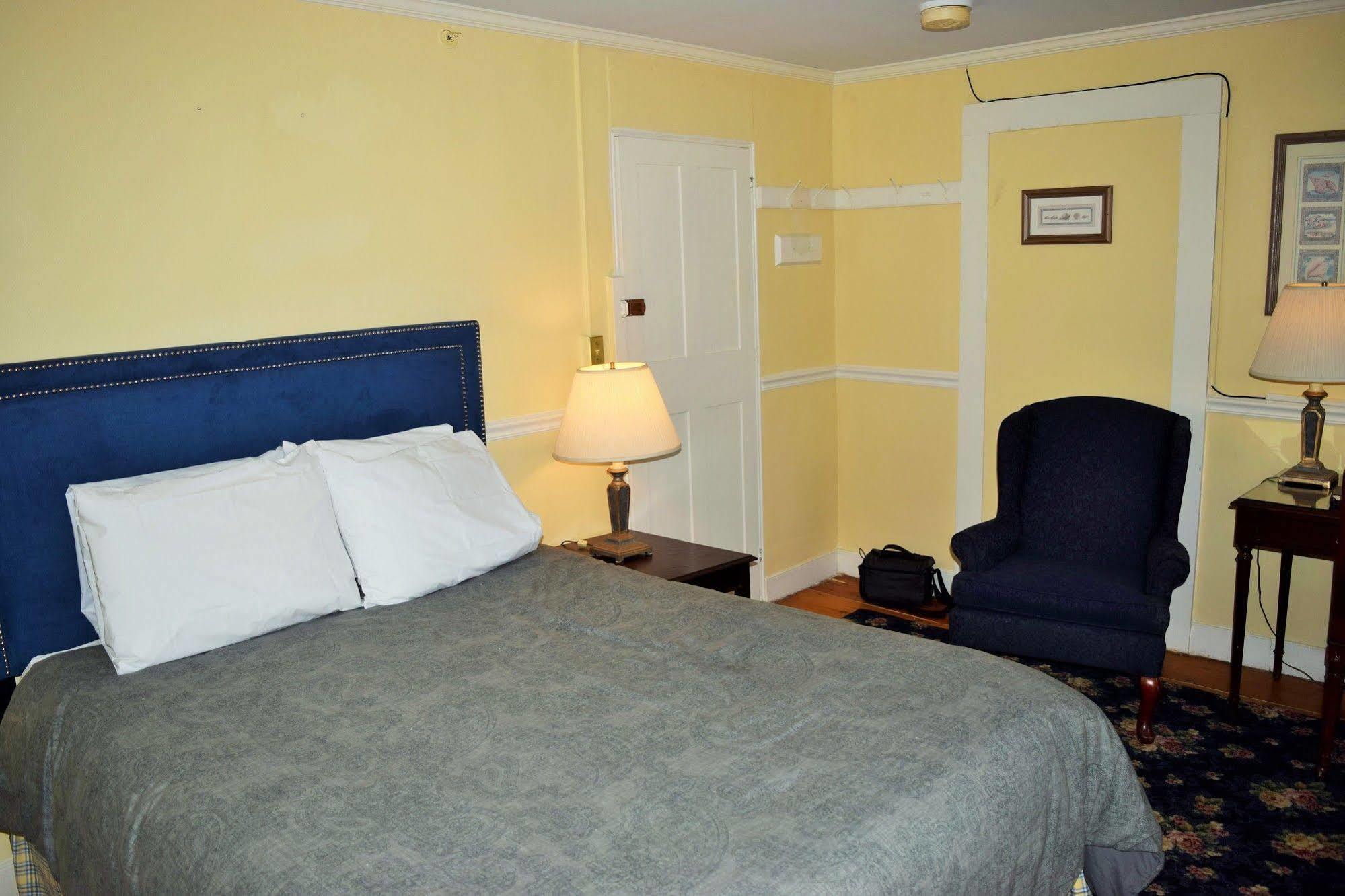 On Bellevue (adults Only) Couette-café Tour de Newport